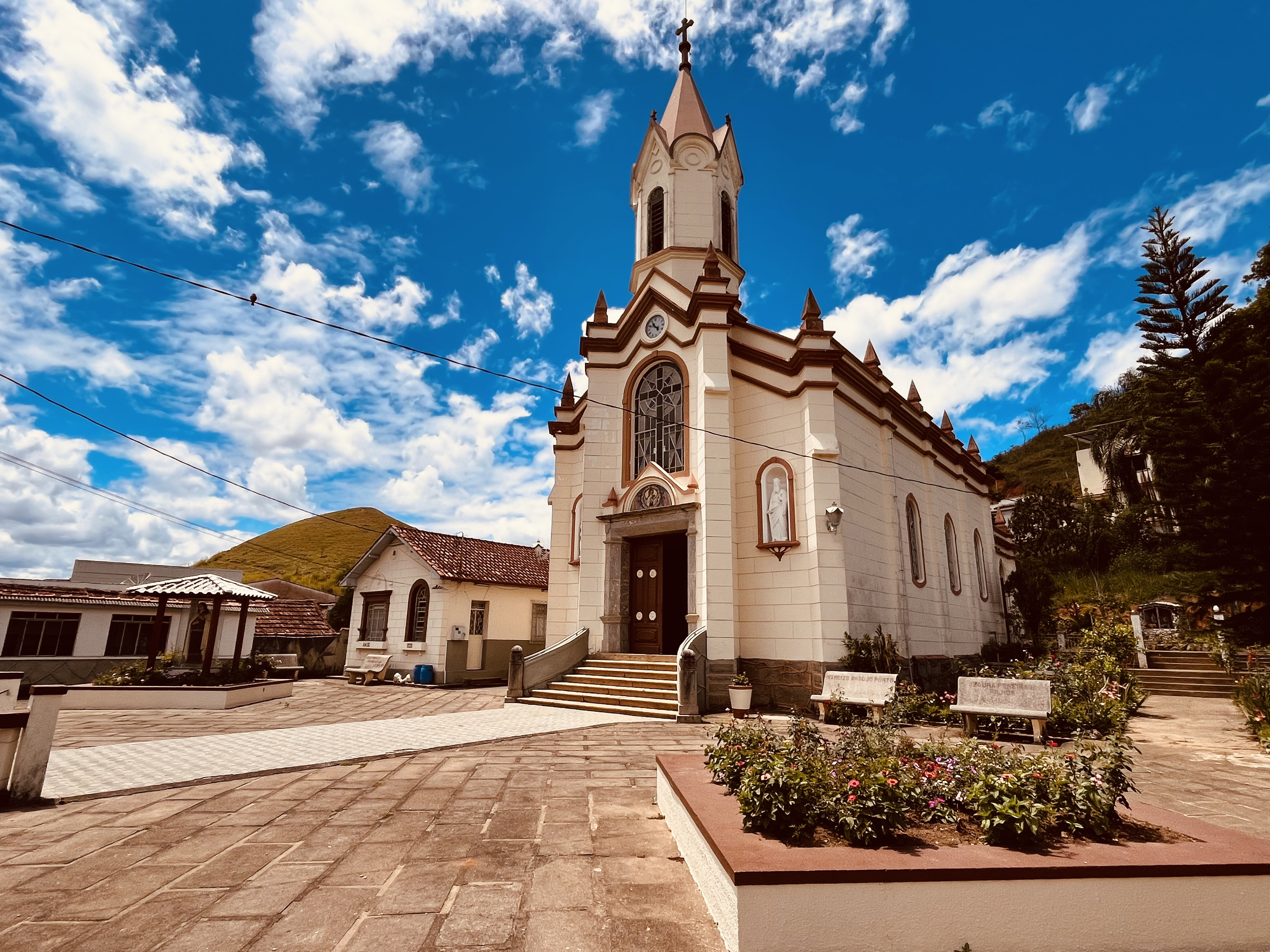 Igreja Parapeúna